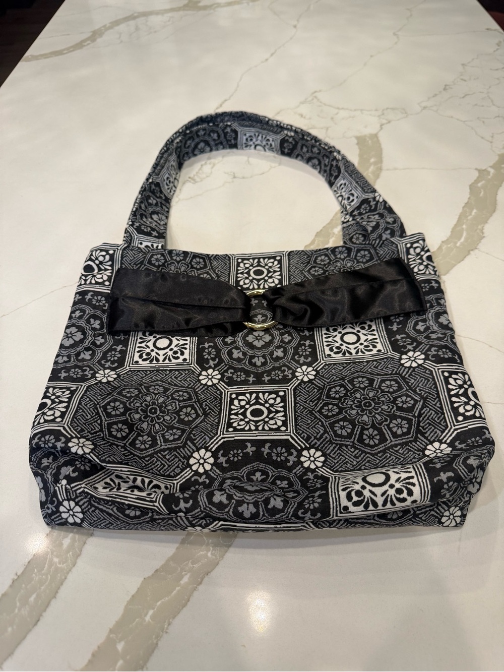 BB Linen Vintage Black & White Patterned Tote Bag with Bow Accent